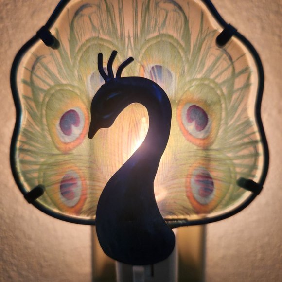 Colorful Glass PEACOCK Night Lamp - Picture 4 of 4